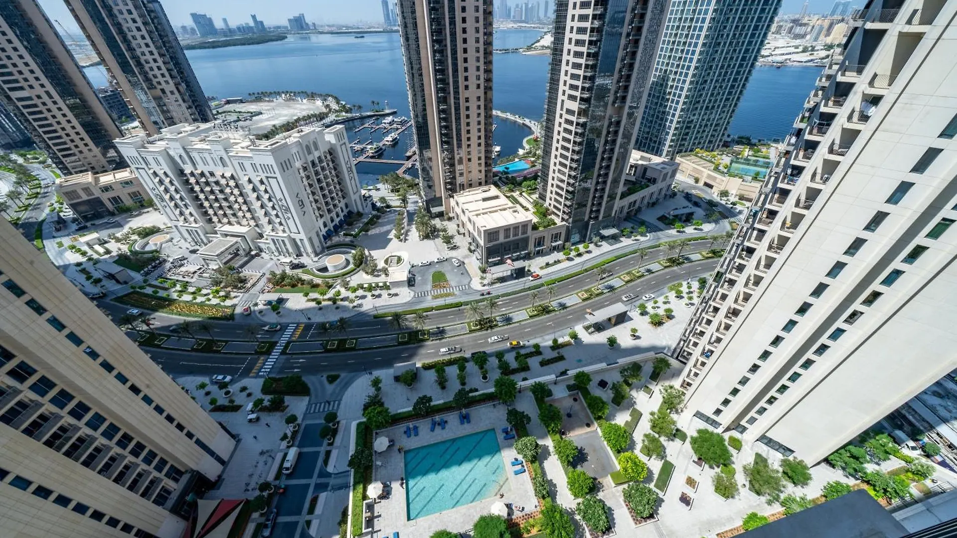 Homes Beyond I 2 Bedroom Apartment With Panoramic Creek View Dubai United Arab Emirates
